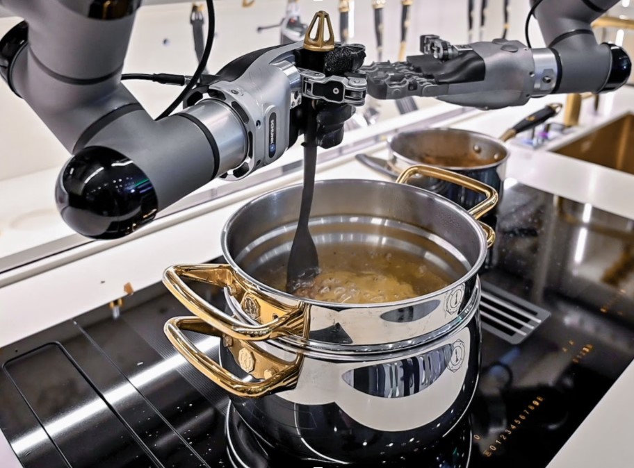 Este robot de cocina prepara 5.000 recetas y además friega los platos